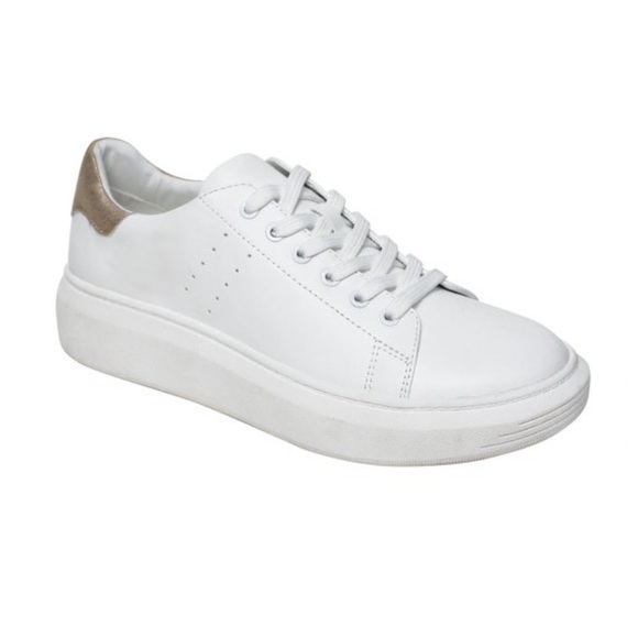 Time and Tru Shoes - Time and Tru White Low Top Memory Foam Platform Sneakers